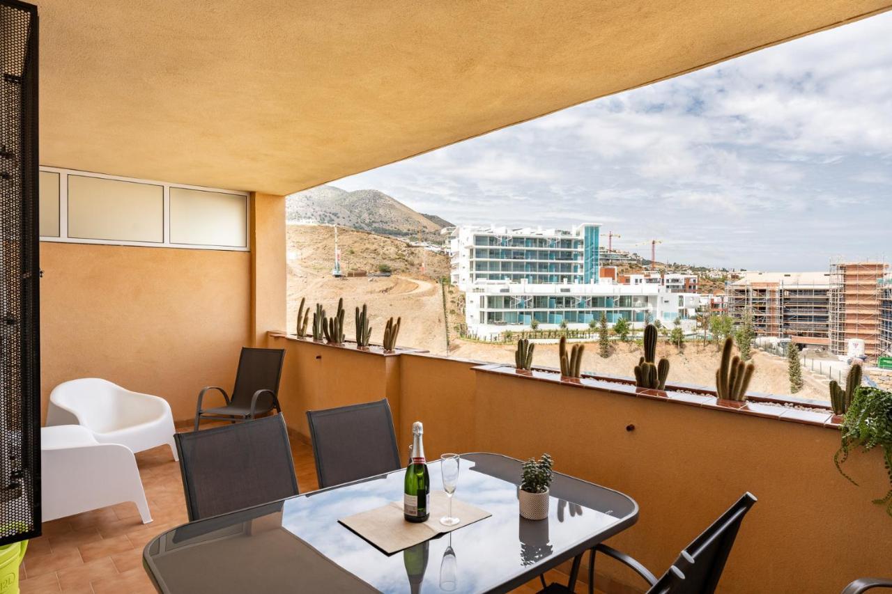 Malagasuite Blue Sea & Pool Fuengirola Exterior photo